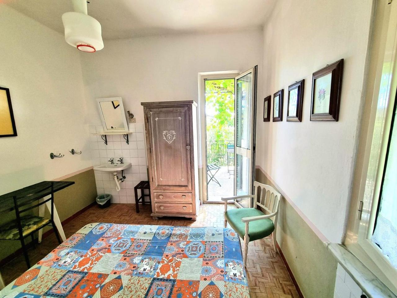 Bed and Breakfast Casa Cambini Marina di Massa Exterior foto